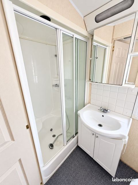 Mobil home anglais 2 chambres confortable et fonctionnel
