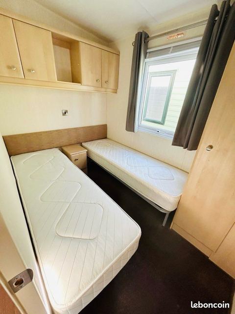 Mobil home anglais fonctionnel pour usage permanent