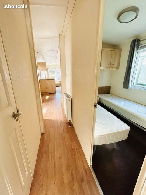 Mobil home anglais fonctionnel pour usage permanent